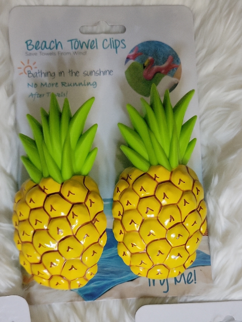 Beach towel clips